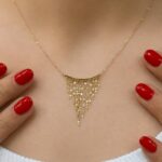 گردنبند پلاک شرابه‌ای